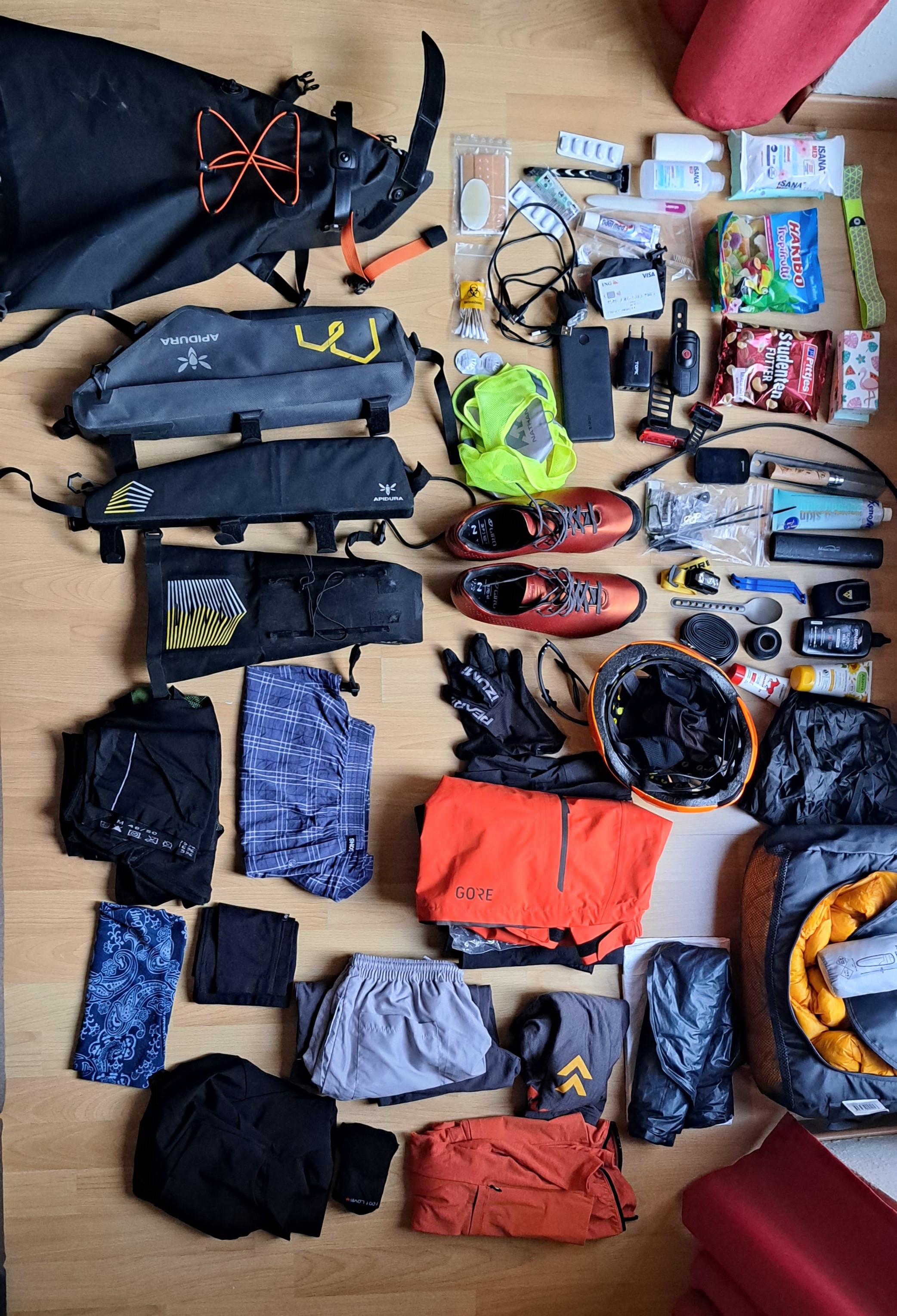 Alle Sachen, die eingepackt wurden